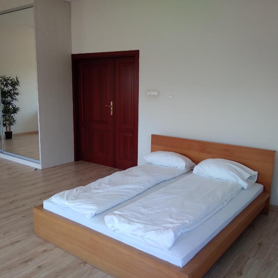 Apartamenty Hierowskiego 60G كاتوفيتسه المظهر الخارجي الصورة