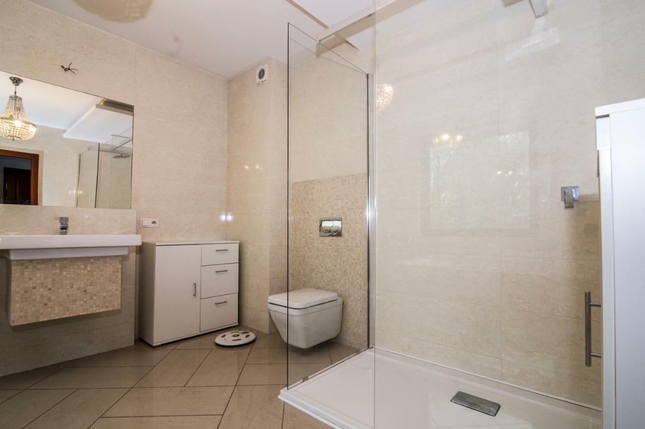 Apartamenty Hierowskiego 60G كاتوفيتسه المظهر الخارجي الصورة